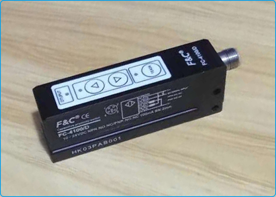 24VDC despejan el sensor capacitivo de la etiqueta de la detección transparente de la etiqueta